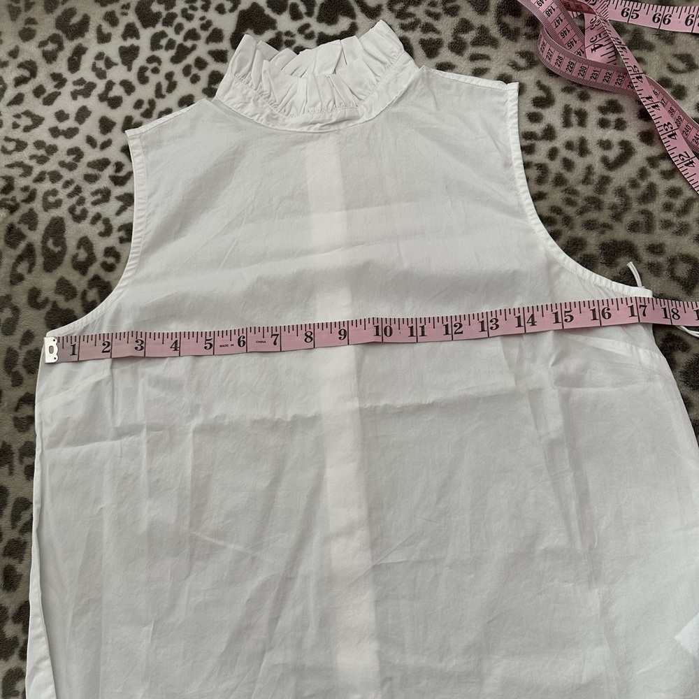 Frame Ruffle Mock Neck Sleeveless Blouse in White Size XS - Picture 12 of 16
